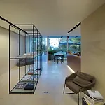 C-hotel &