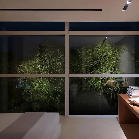 C-hotel &